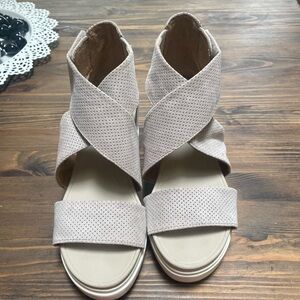 Dr. Scholl's Original Collection Scout High Wedge Sandals